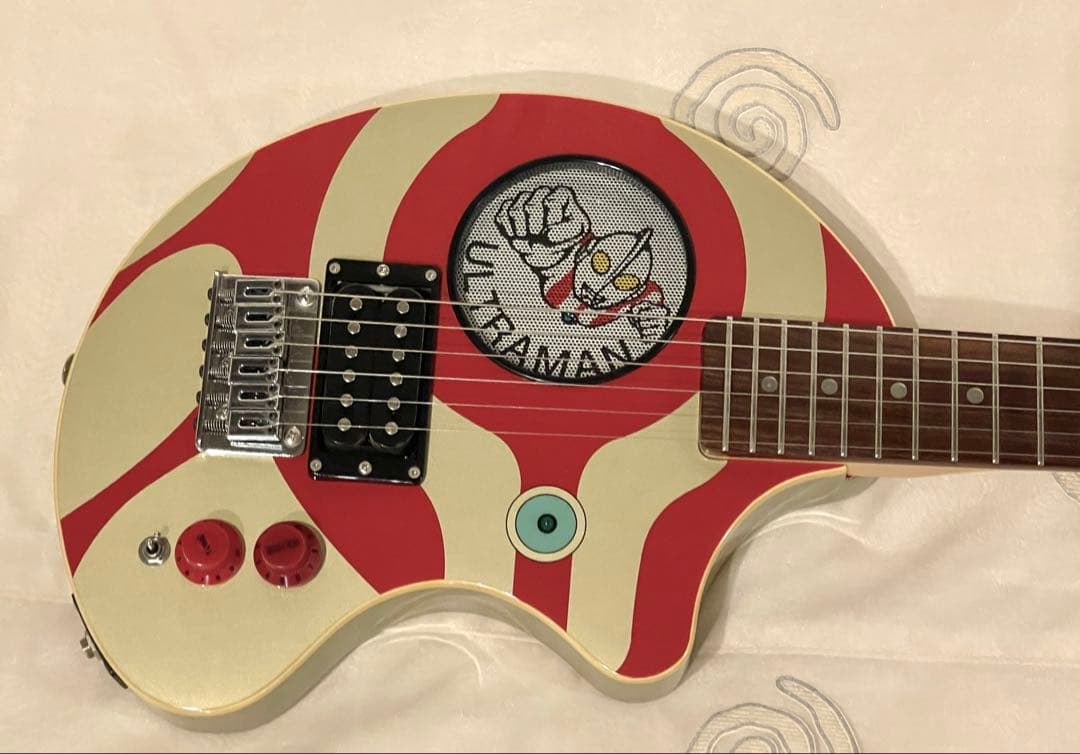 FERNANDES ZO-3 ウルトラマン 改造ハイゲイン/エフェクトループ付