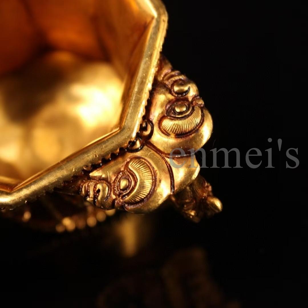 中国古美術・純銅製・鎏金八仙杯・酒器・酒具・人物彫刻入り・高浮彫