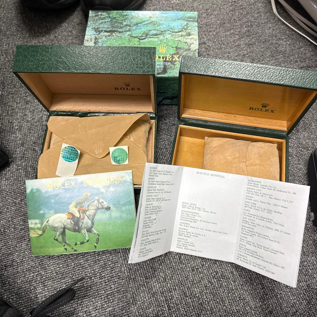 ROLEX 空箱 2個セット デイトジャスト 冊子 - メルカリ