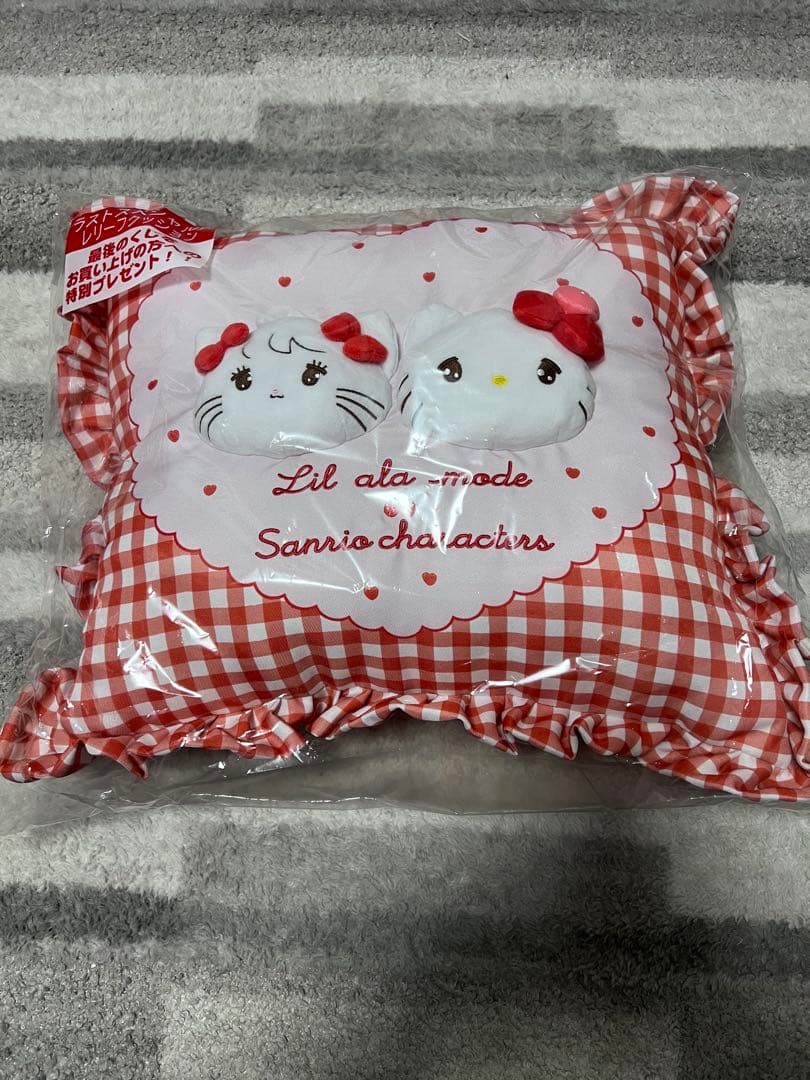 サンリオ×mikko1番くじ キャリーケース．ラストワン賞