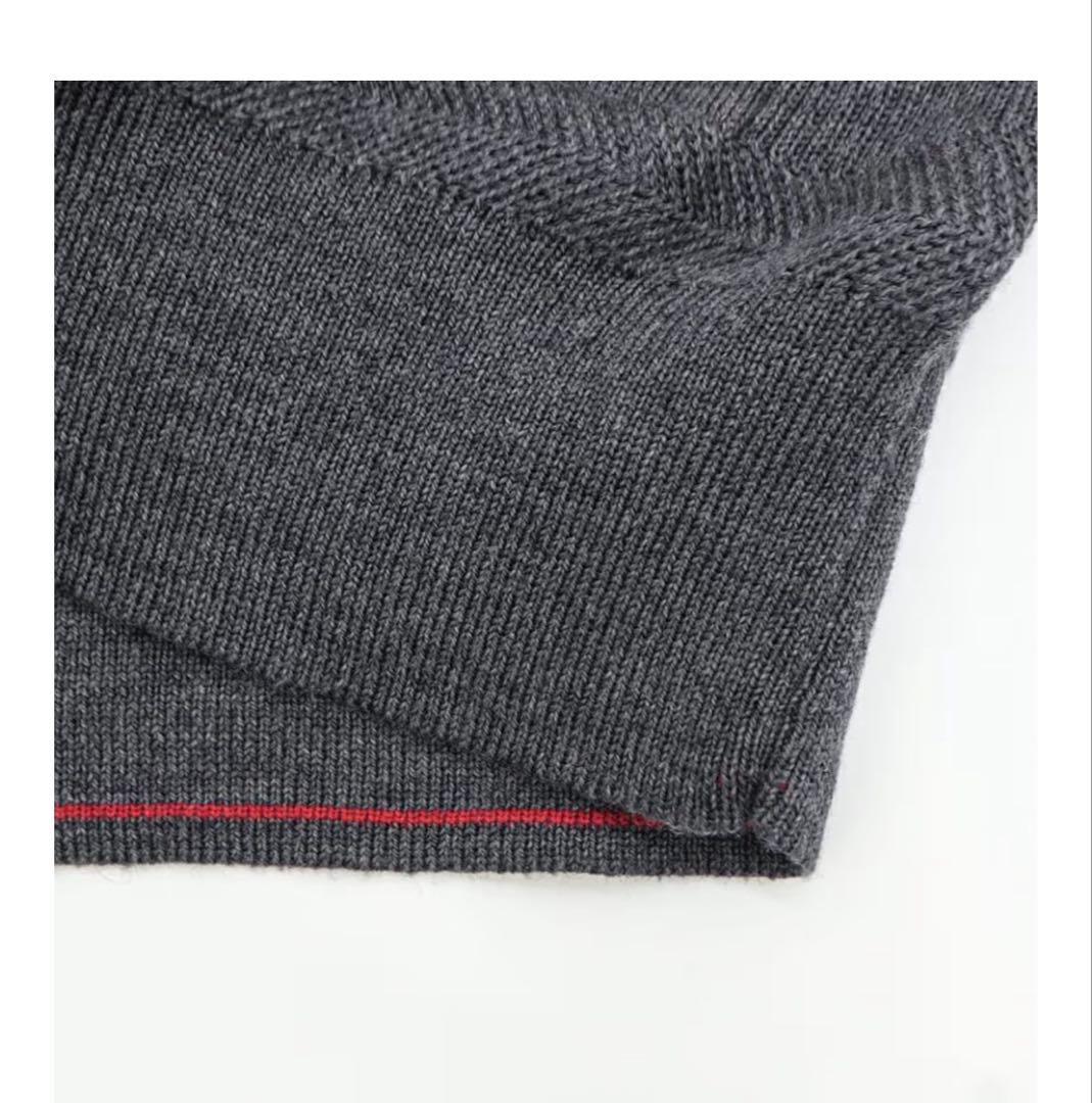 定価¥26,400／新品タグ付き メリノウール100％ Vネックベスト XL