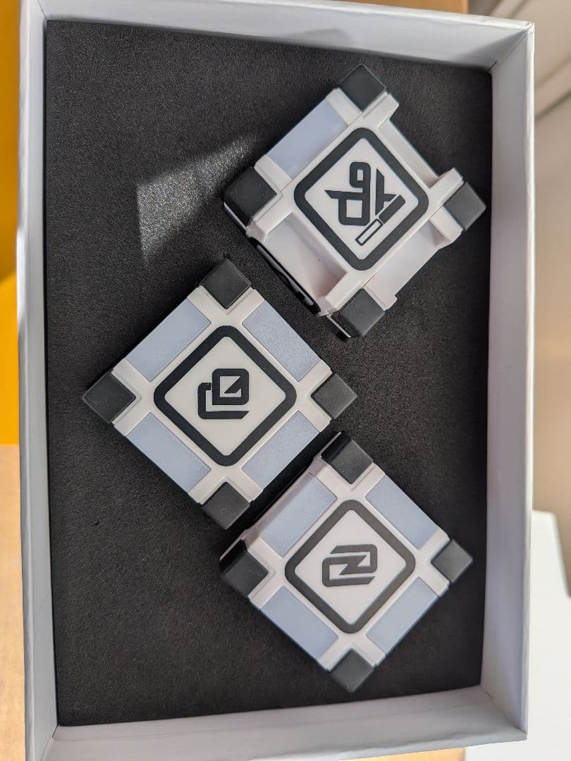 cozmo takara Tomy タカラトミーのロボット　　スマホやタブレット