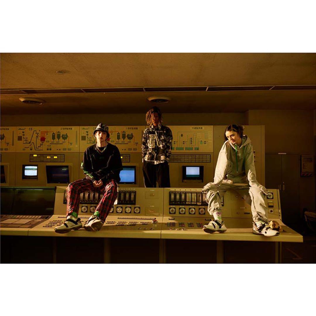 ZUTOMAYO x BODYSONG. コラージュシャツ Mサイズ