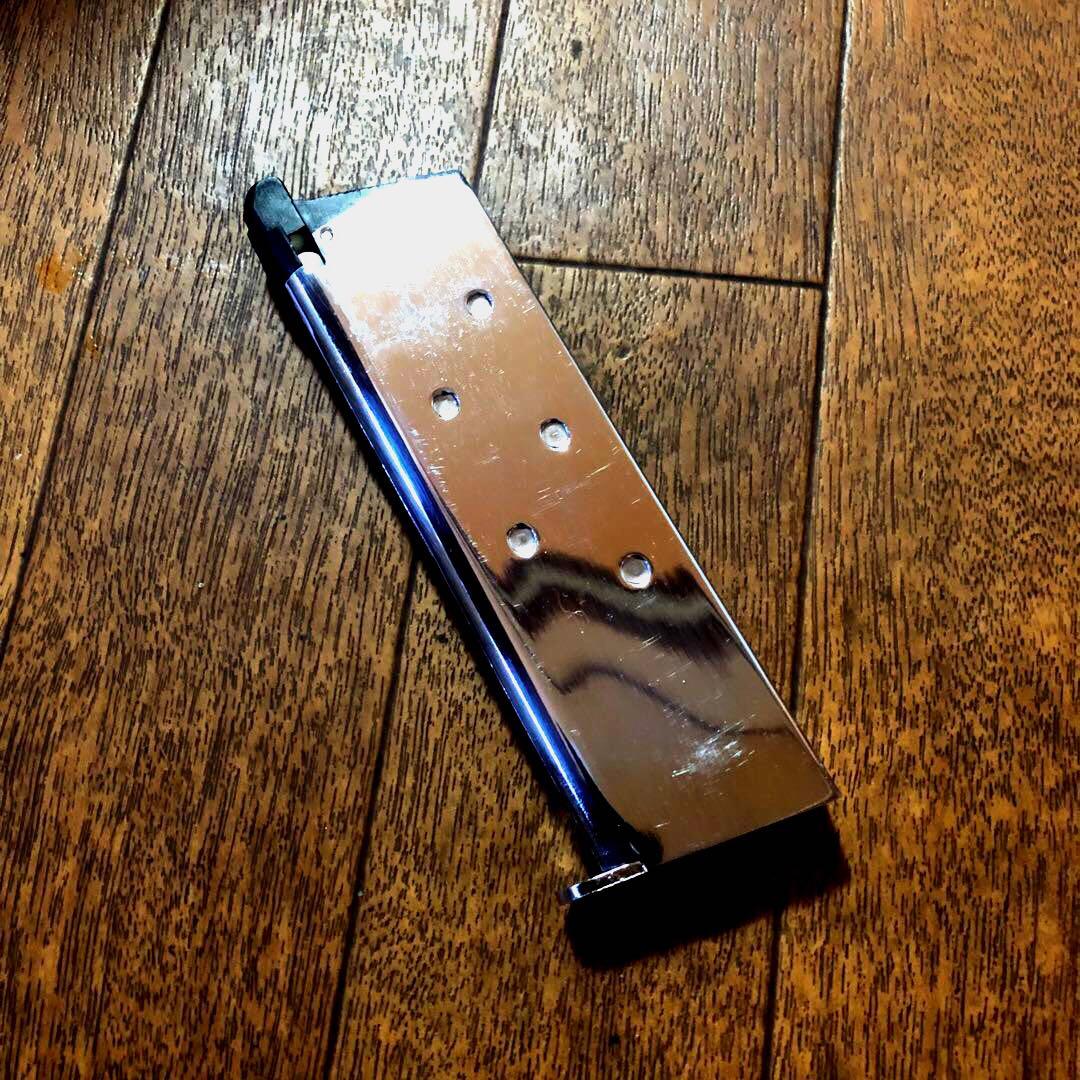 日曜特価❗️マルイ　コルトガバメント　シニッケルフィニッシュ　ブローバックガスガン