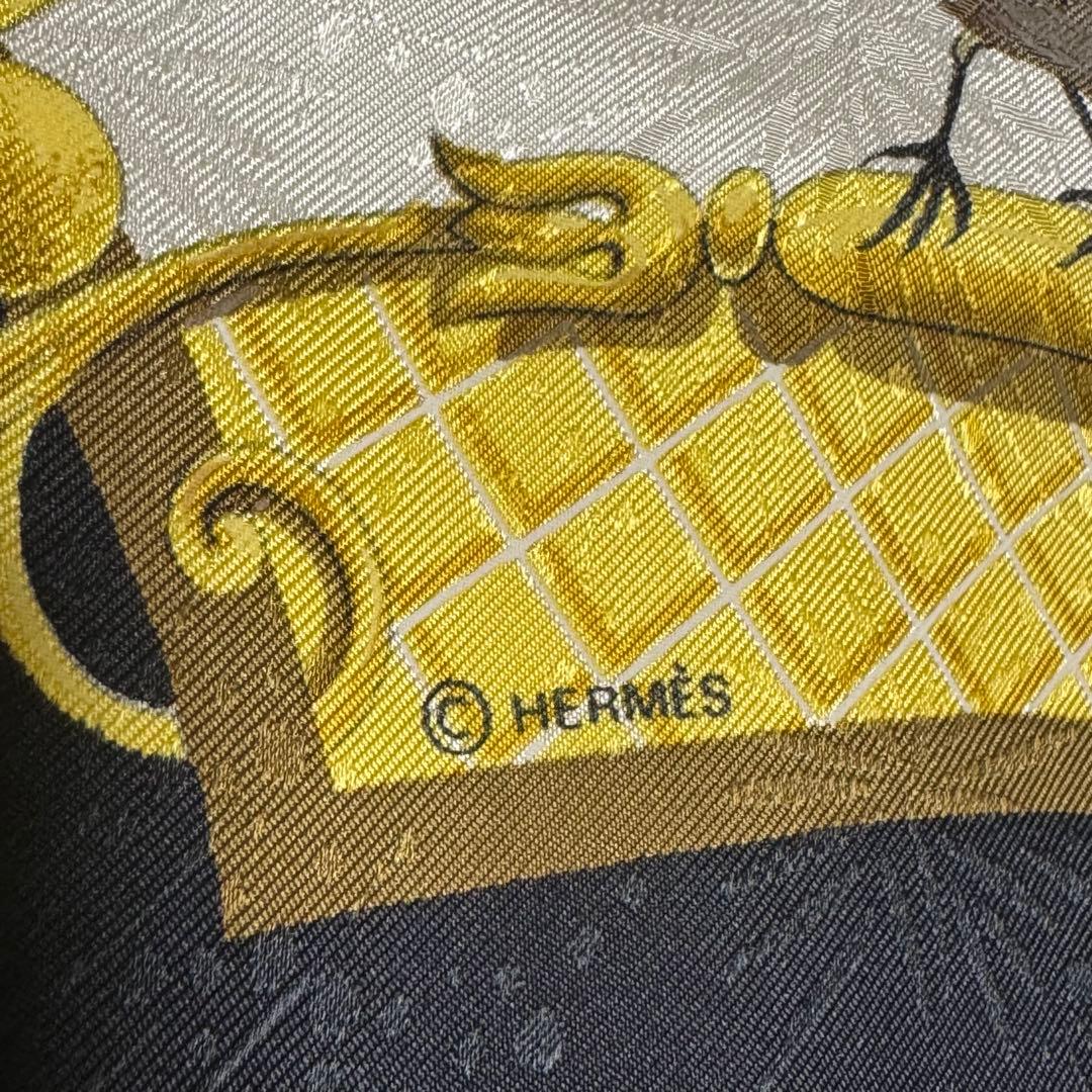M8750 美品 HERMES エルメス カレスカーフ スズメ柄 - メルカリ