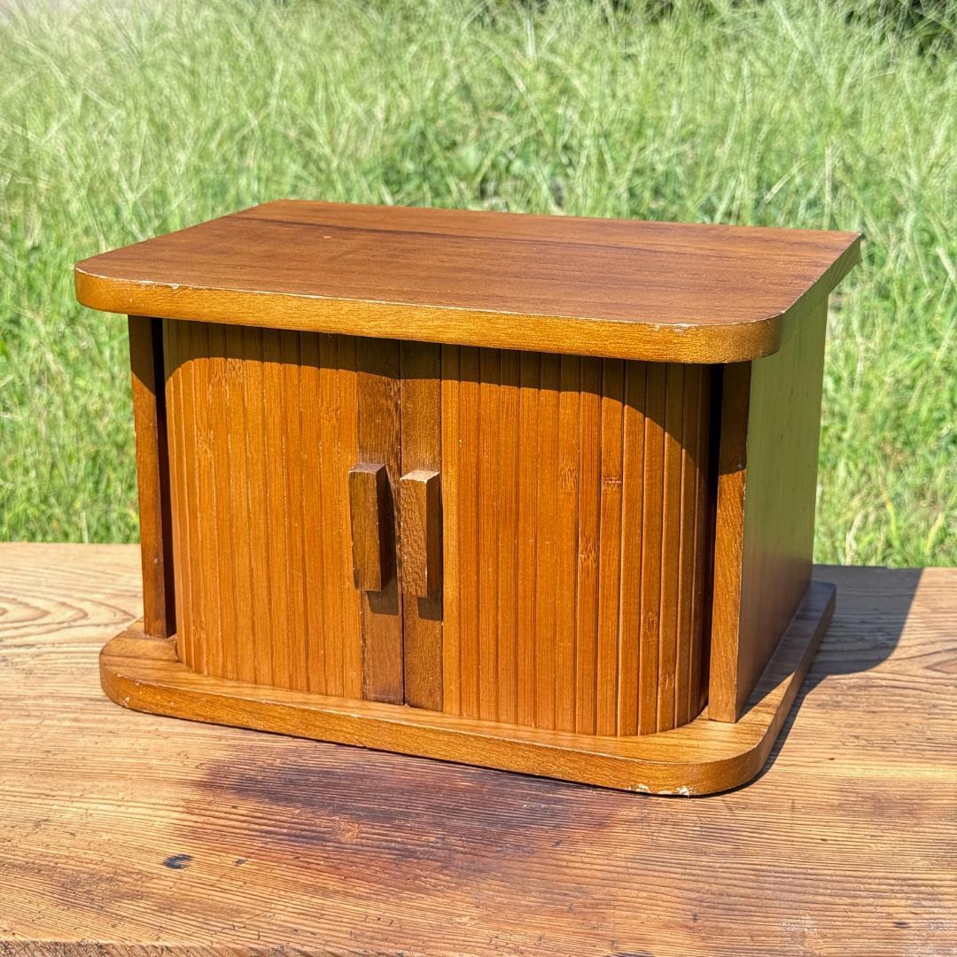 ビンテージ　蛇腹シャッター　ウッドボックス　卓上小物入れ 木製 シャッター扉付レターケース レトロ 古道具 書類ケース デスク