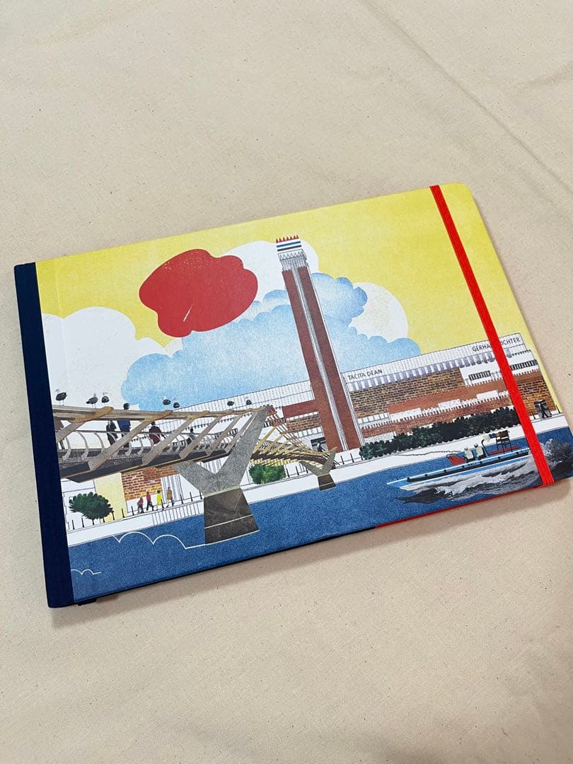 Louis Vuitton トラベルブック【London】