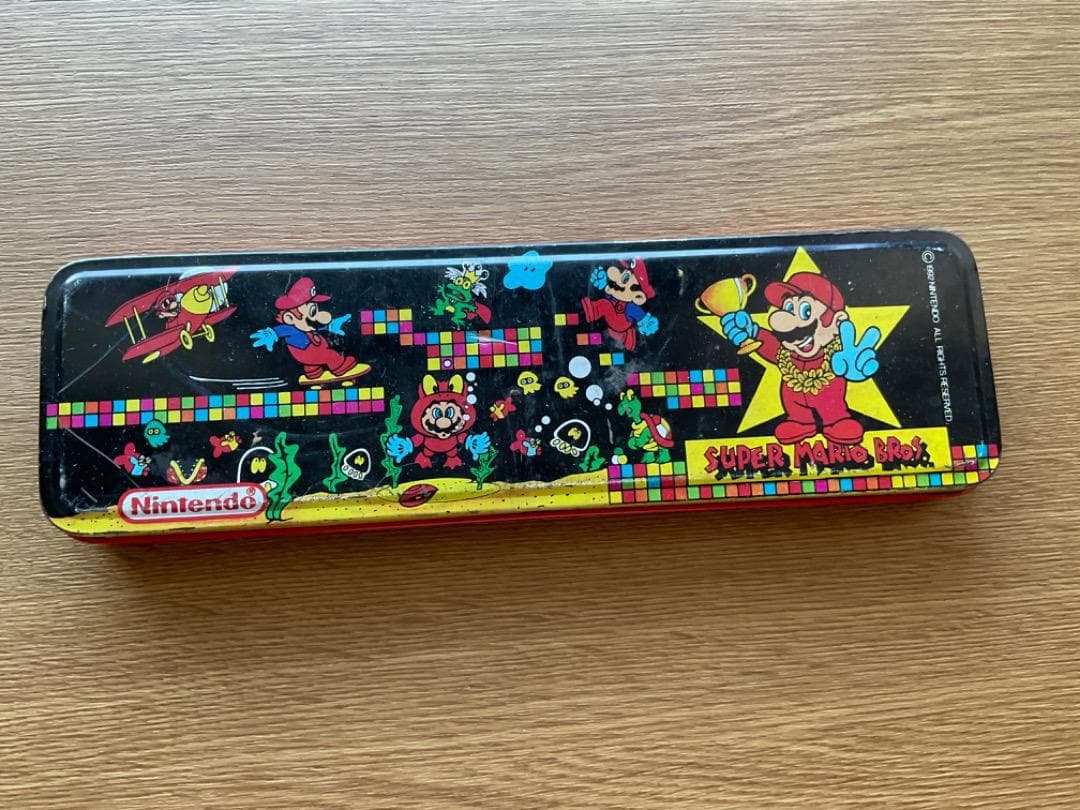 スーパーマリオブラザーズ ペンケース・オマケ付き