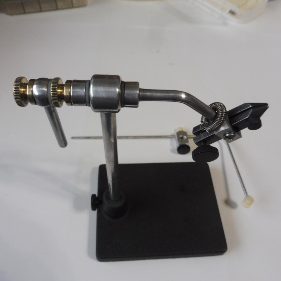 レンゼッティ RENZETTI フライタイイングバイス