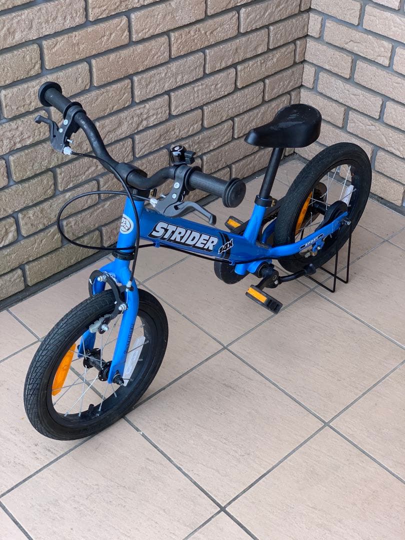 美品】STRIDER 14X ブルー ペダル&キックスタンド付き