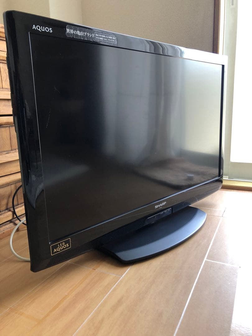 SHARP AQUOS 2011年製 32インチ - メルカリ