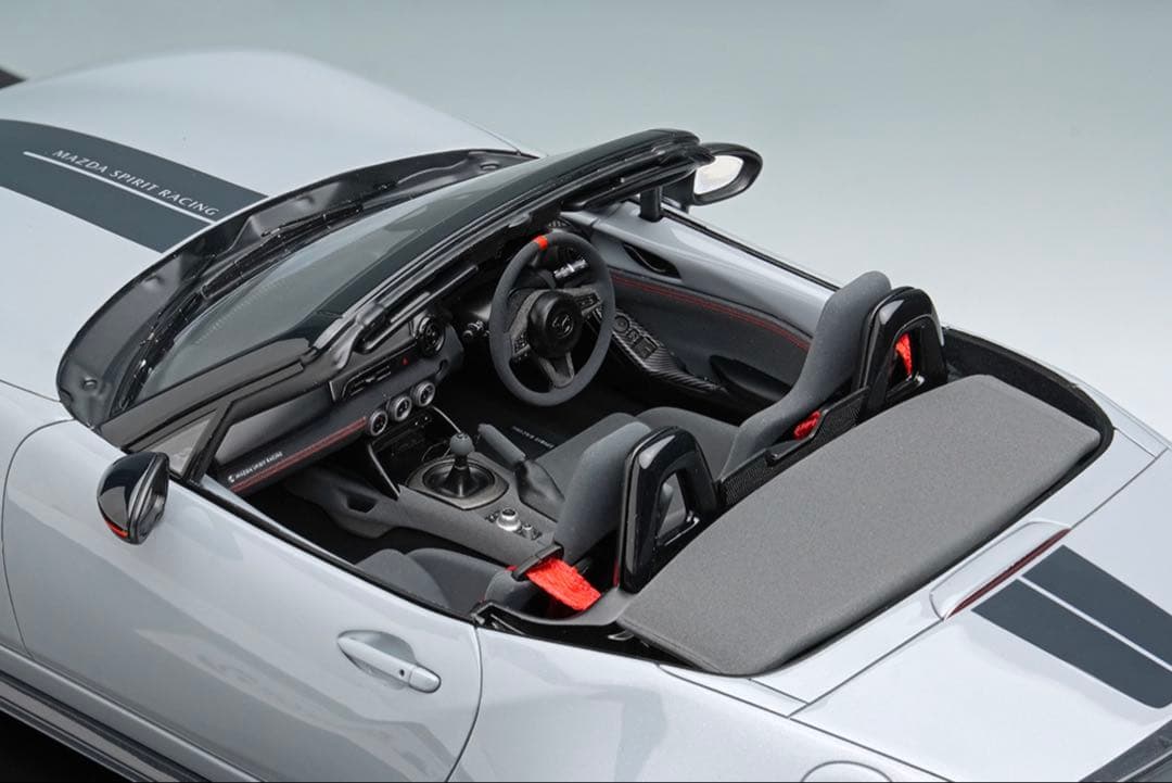 MAZDA（マツダ）：ND Roadster（ロードスター）：１２Ｒ：１／１８