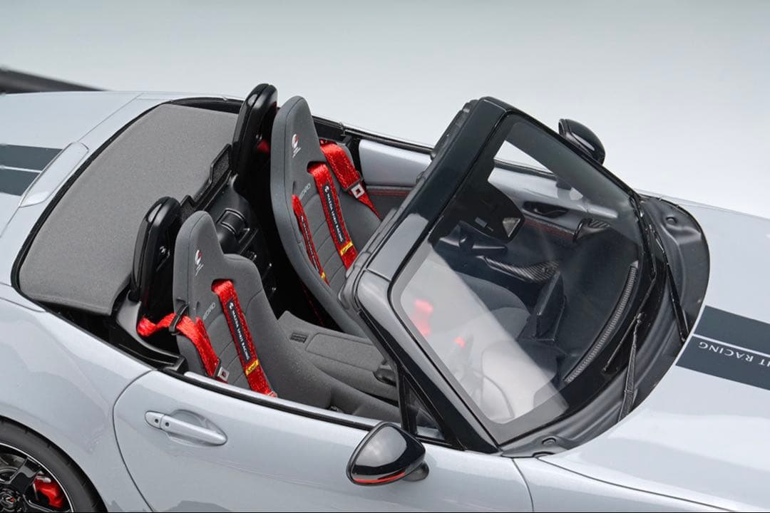 MAZDA（マツダ）：ND Roadster（ロードスター）：１２Ｒ：１／１８