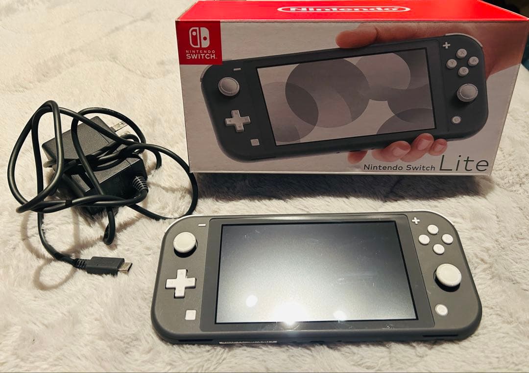 Nintendo Switch Lite(グレイ) Refurbished Nintendo Switch Lite Gray Console & Charger Region