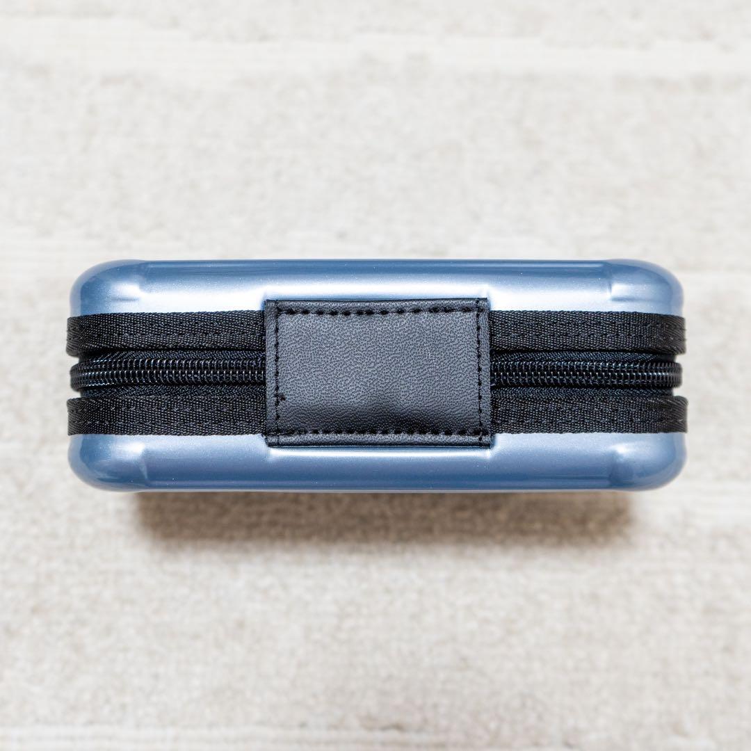 非売品】リモワ タイ航空 アメニティポーチ ファーストクラス スーツ