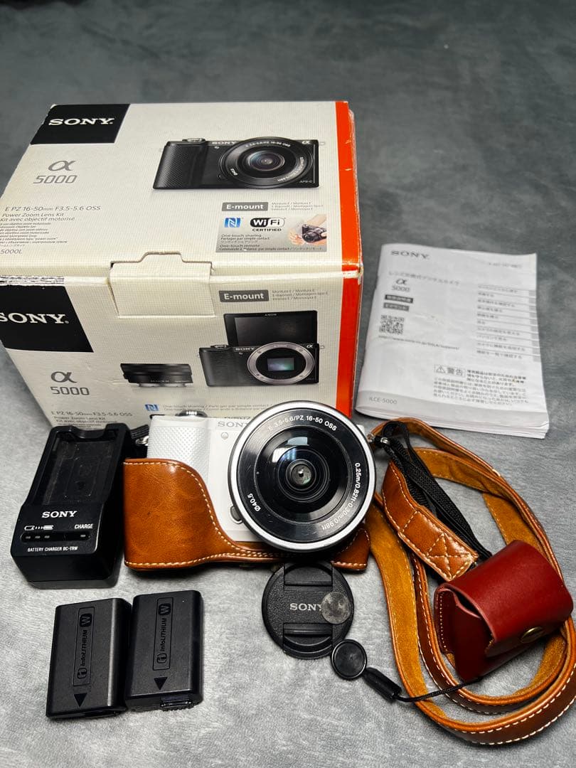 美品 Sony α5000 ダブルバッテリー付＋HDR-CX680 まとめ売り - メルカリ