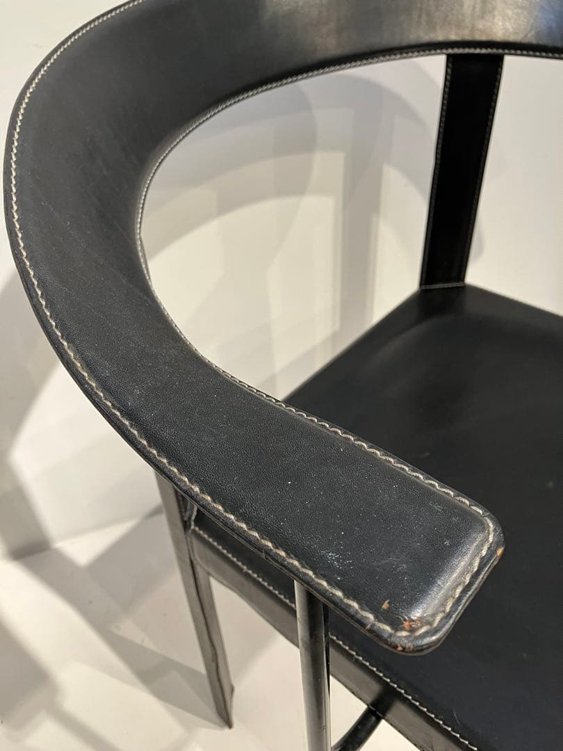 ヴィンテージ、デザイナーズチェア、本革、ポストモダン、カッシーナ