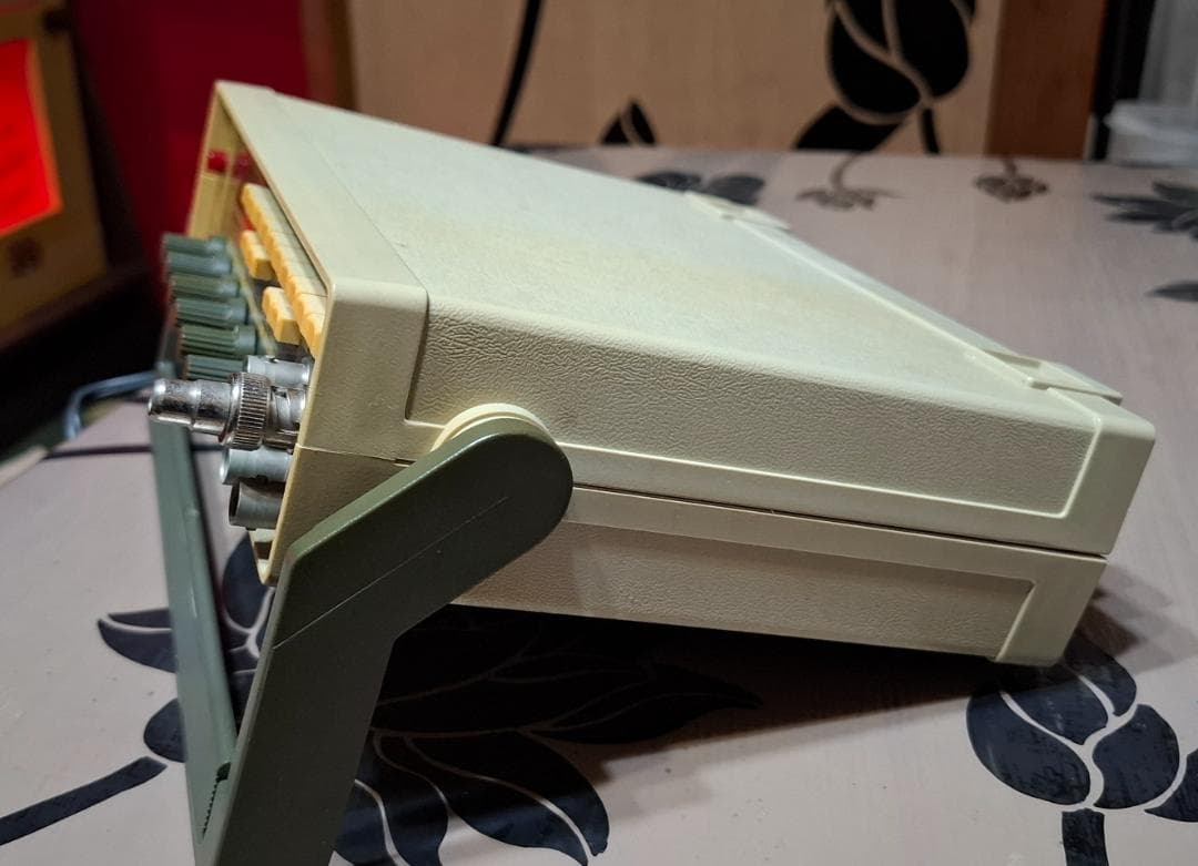 気まぐれ価格！Escort ファンクション ジェネレーター