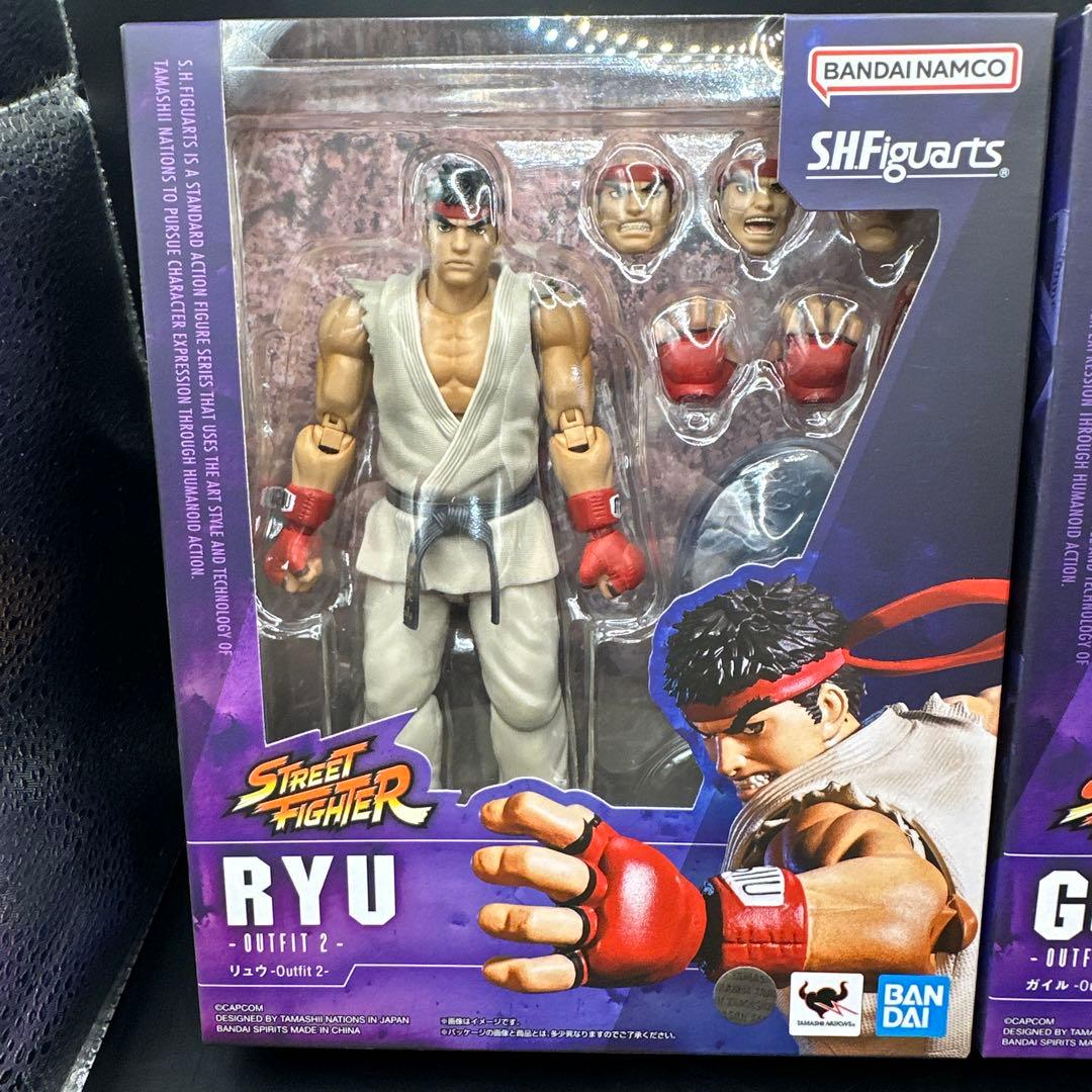 フィギュアーツ　リュウ　ガイル フィギュア