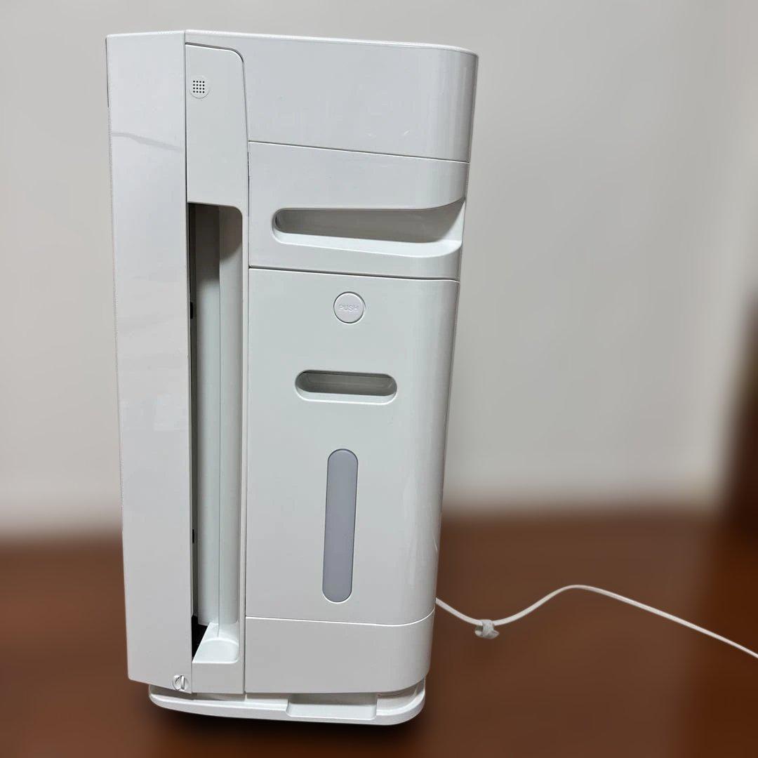 DAIKIN 加湿ストリーマ空気清浄機 MCK70X-W キャスター付 - メルカリ