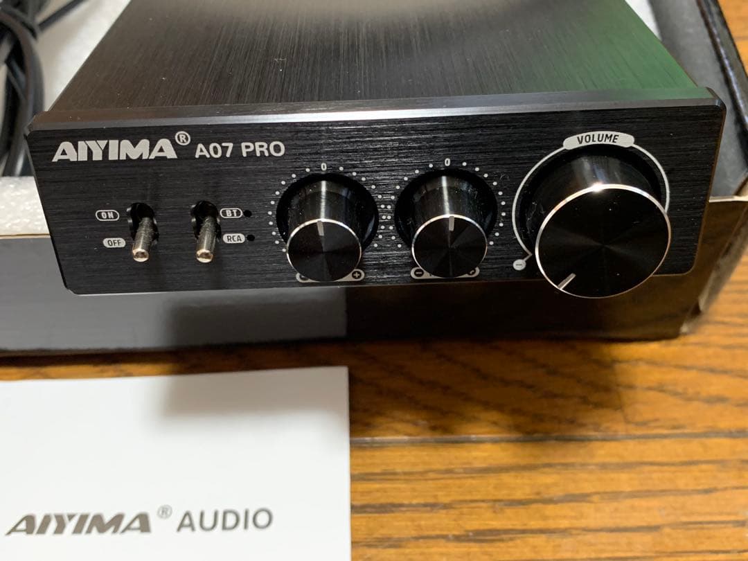 美品 AIYIMA A07 PRO デスクトップアンプ スピーカーケーブル付き