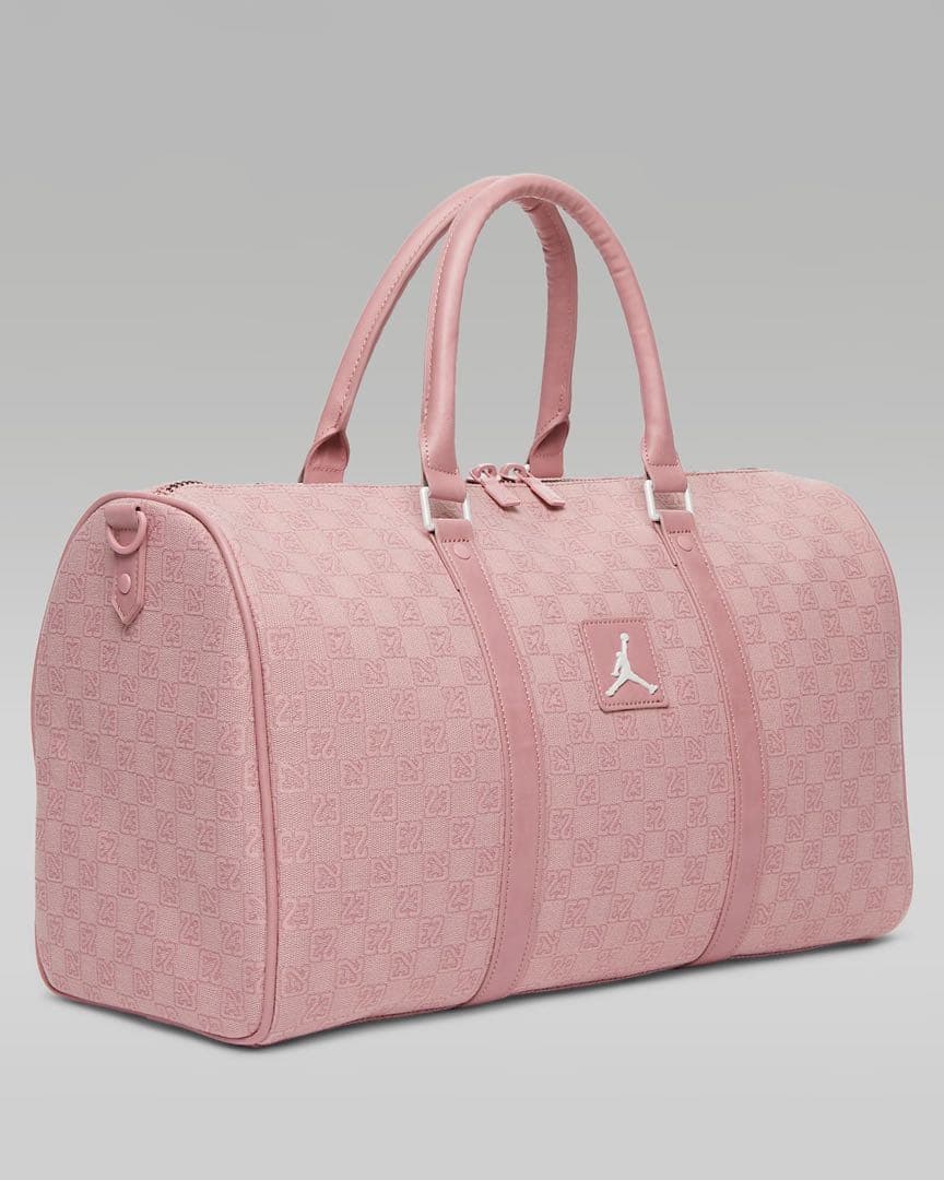 NIKE エアジョーダン モノグラム ダッフルバッグ ピンク - メルカリ