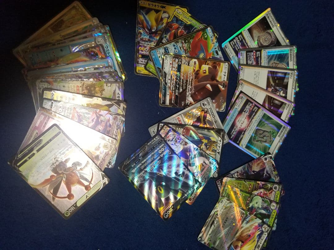 ポケモンカードセット&いろいろカード リザードン25thピカチュウ