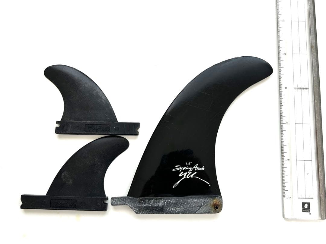 配送料込 Y.U surf classic KEVIN CONNELLYシェイプ - メルカリ