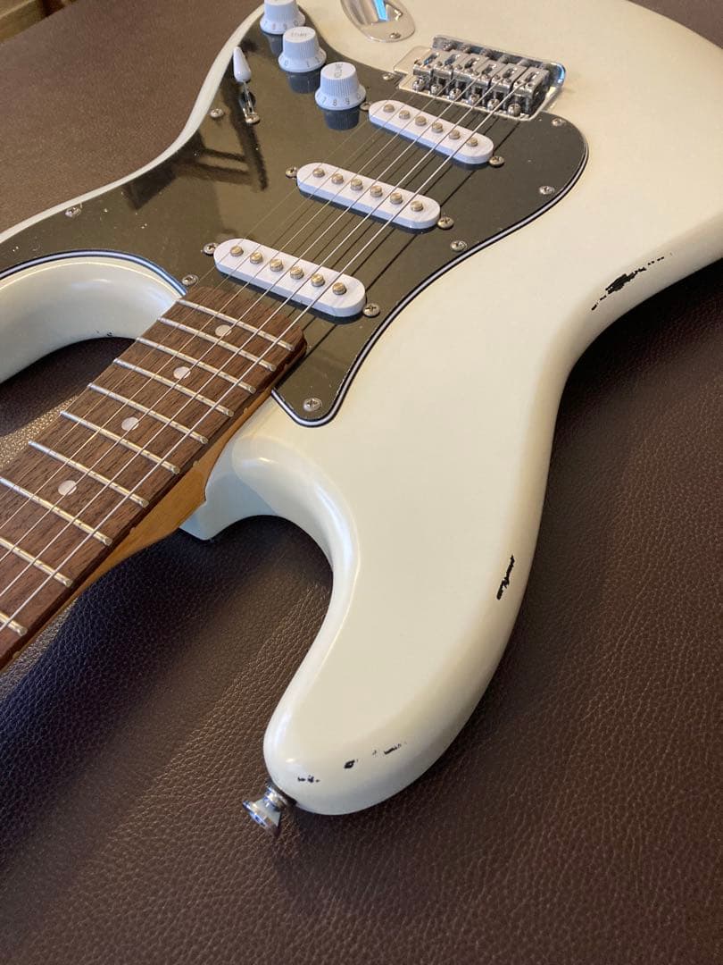 【マルチレイヤー】SQUIER Affinity Stratocaster