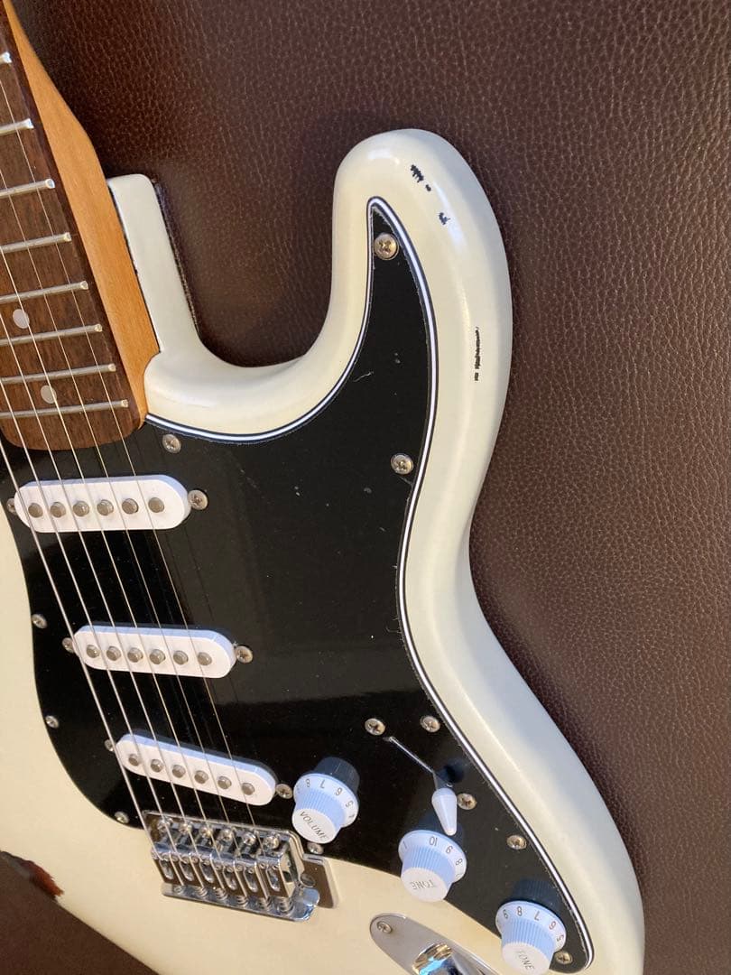 【マルチレイヤー】SQUIER Affinity Stratocaster