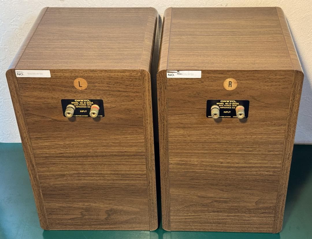 ONKYO D-202A エッジ交換済 音楽のもつ心地良い自然な響き 豊かな