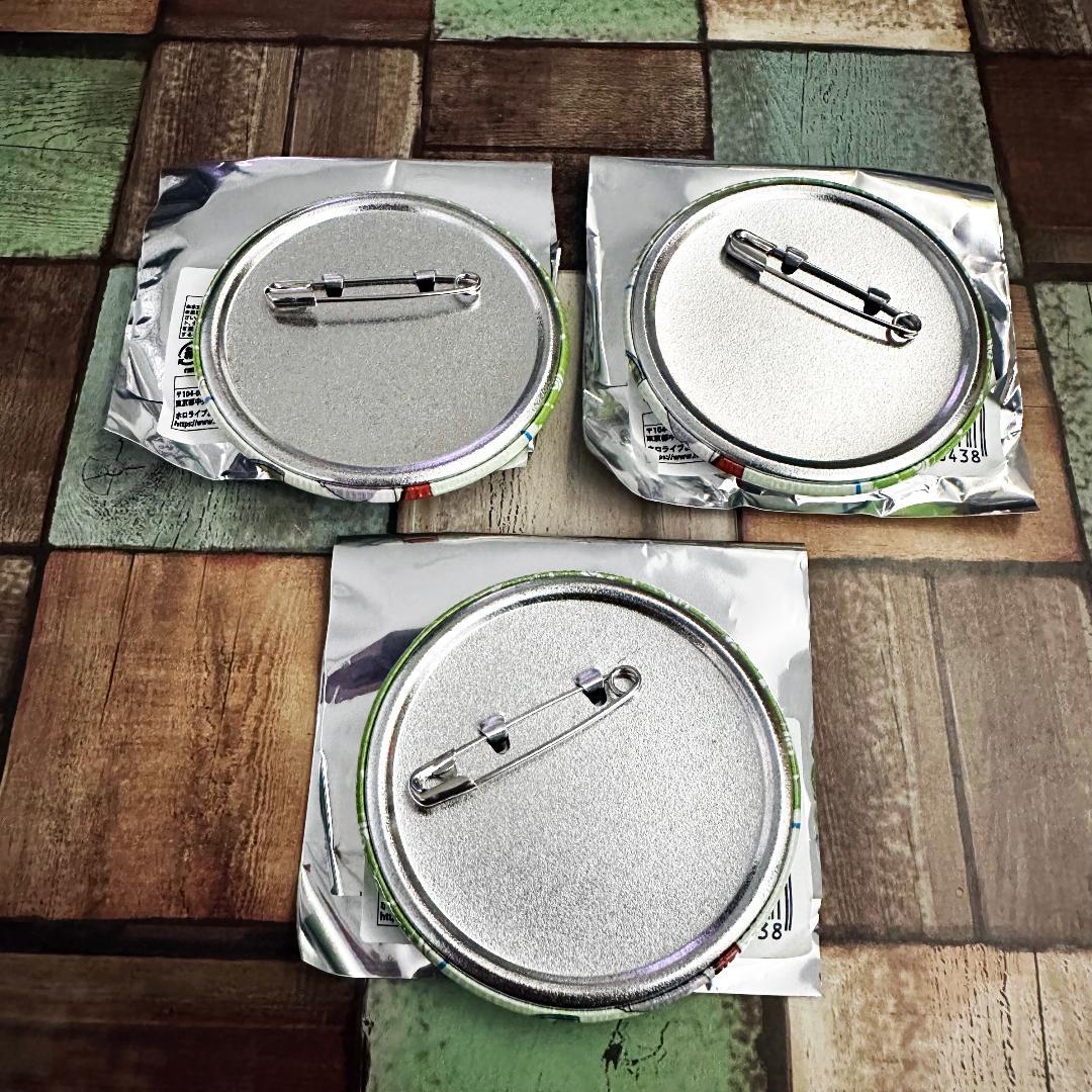 ホロライブPストア 公式缶バッジ 大空スバル 3点セット - メルカリ