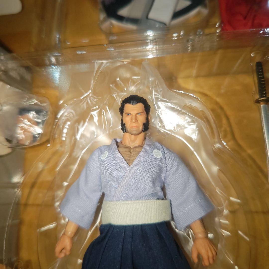 mezc one:12collective ローニン・ウルヴァリン