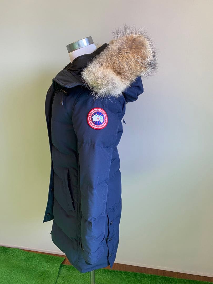 カナダグース マッケンジー ネイビーの通販はau PAY マーケット - 輸入