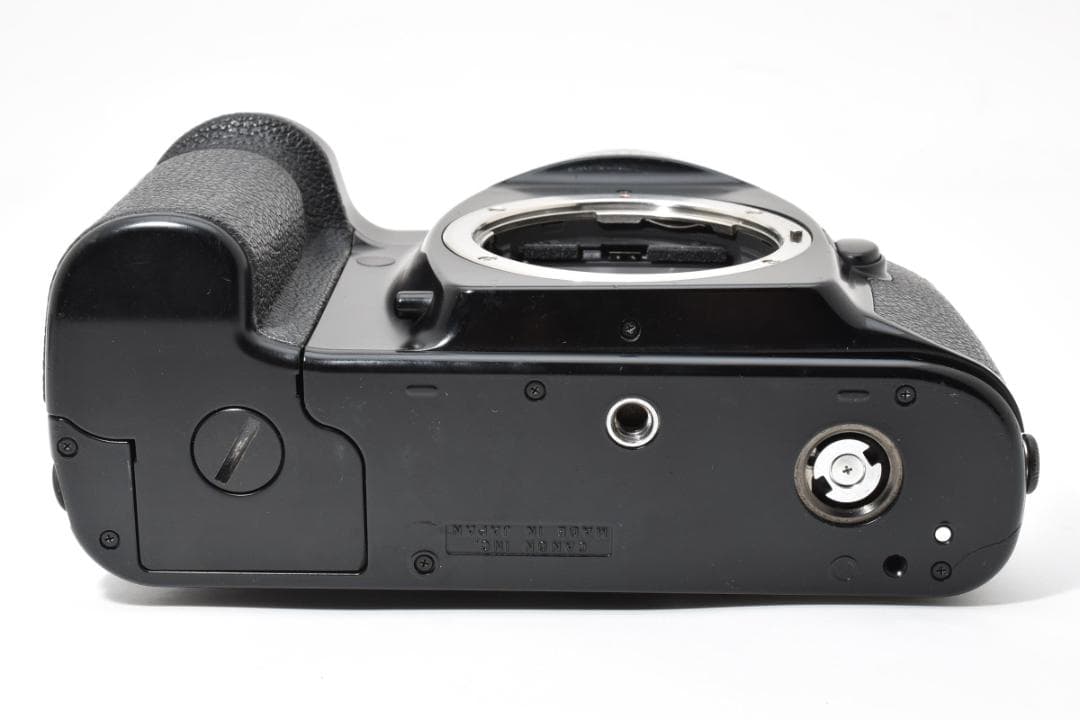 キャノン Canon EOS-1N ボディ フィルム一眼レフカメラ《完動品》