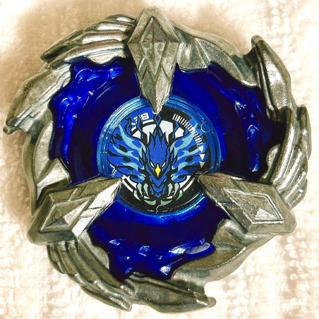 ベイブレードX【限定 新品未使用 右回転】フェニックスウイング