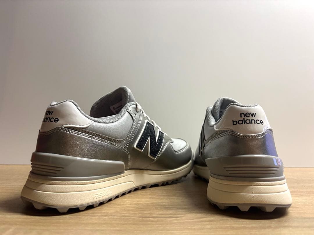 未使用 24.5cm 2E ニューバランスゴルフシューズWGS574R3シルバー