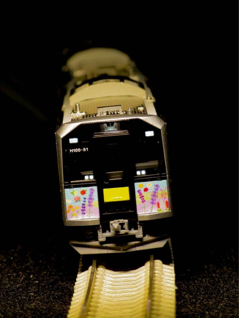 TOMIX H100形ディーゼルカー (石北線・富良野線ラッピング車)【新品】