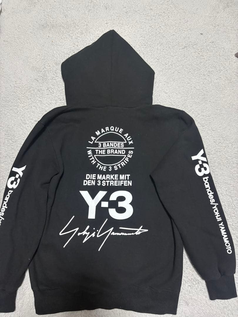Y-3 黒色 フード付きパーカー Yohji Yamamoto サイン入り 超人気】Y-3 ワイスリー バックロゴ＆スリーラインフルジップパーカー