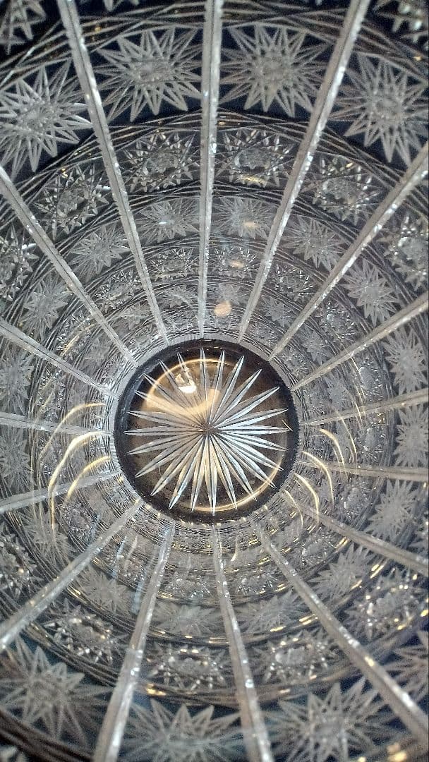 ボヘミア リードクリスタル 500 PK ハンドカット フラワーベース G 19