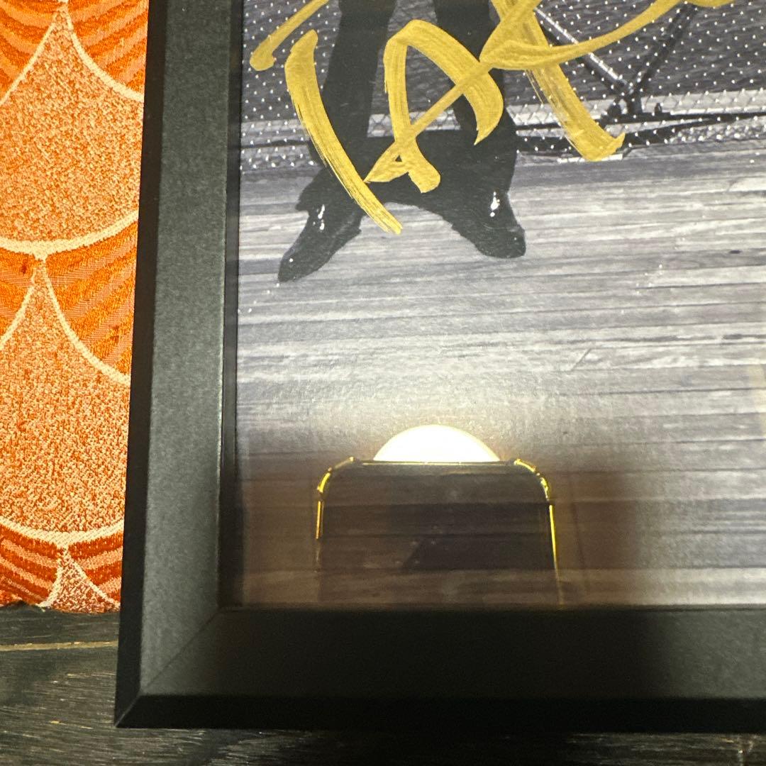 新品未使用　横浜銀蝿　直筆サイン入り　2021年　カレンダー　額付