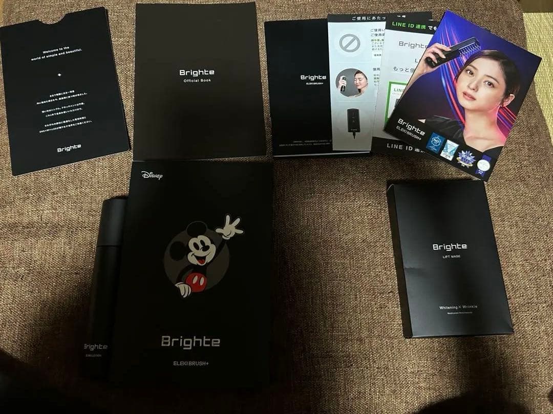 Disney ELEKI BRUSH+ ミッキーマウスデザイン　限定セット Brighte(ブライト) | つまり、瞬間リフトアップ