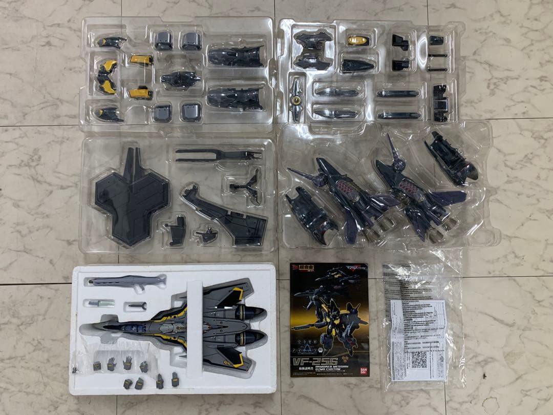 さらに値引き！マクロスフロンティア超合金3点セット　アルト機+オズマ機+ブレラ機