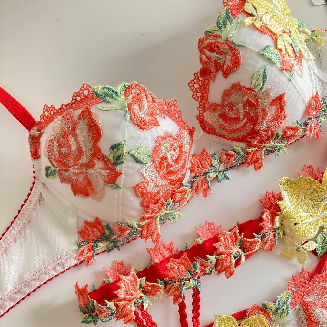 サルート 中国の花嫁 C70/M/M IV 11 P-upブラ ソング ガーター - メルカリ