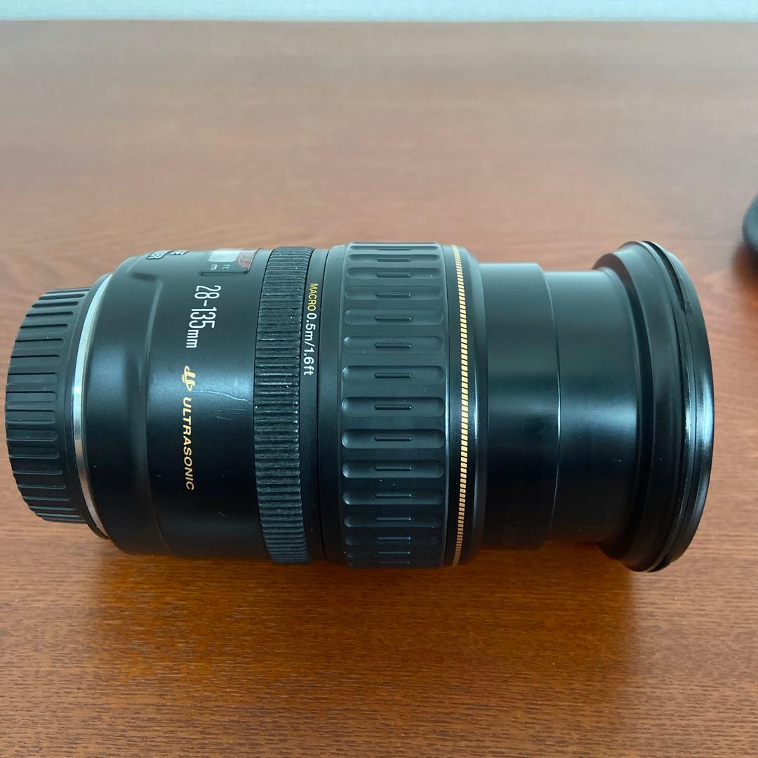 Canon EF 28-135mm f/3.5-5.6 IS ズームレンズ