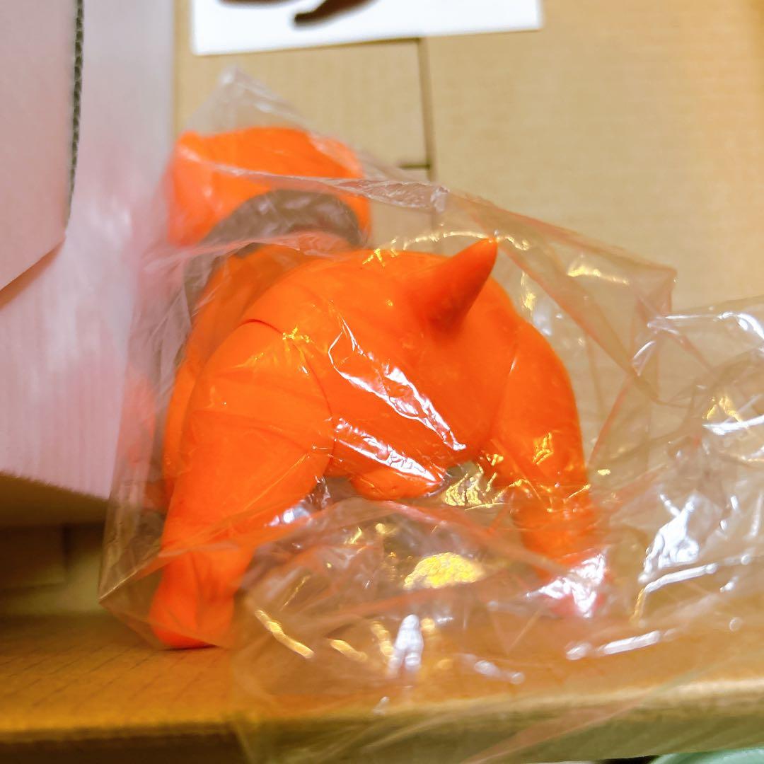 デハラユキノリ とさ犬太　柿色 ソフビ　土佐犬 フィギュア 40体限定