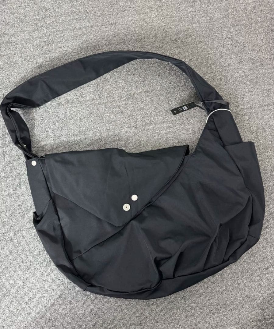 ARCcc 2way変形メッセンジャーバッグ - メルカリ