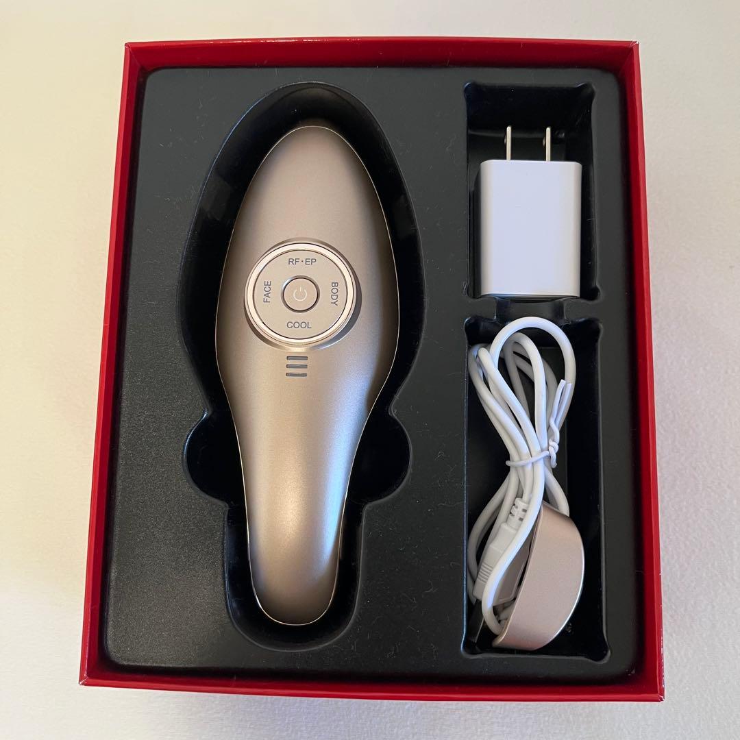 IKKOプロデュース】MEラボンエクラ 美顔器 EMS エイジングケア - メルカリ