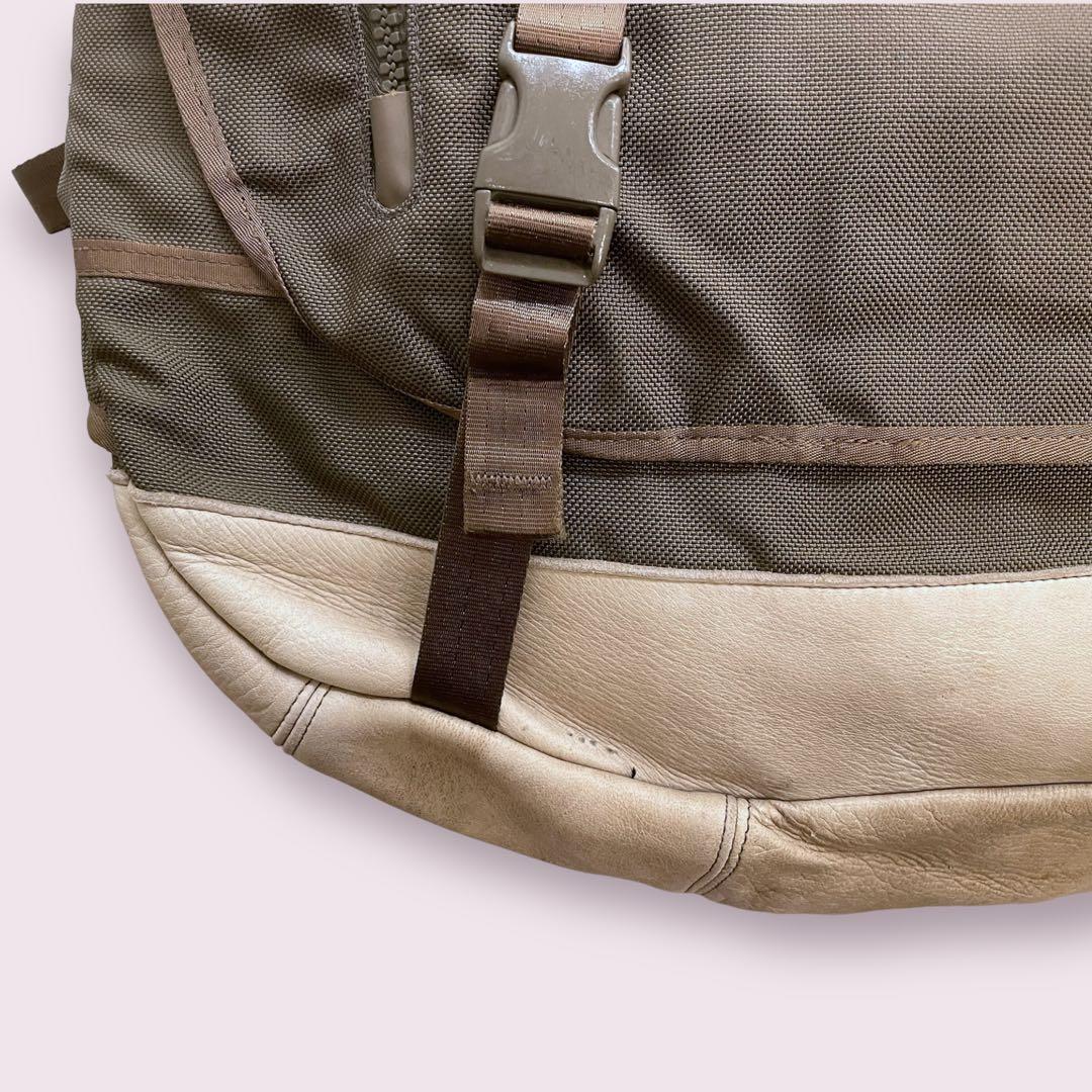 VISVIM メッセンジャーバッグ - メルカリ