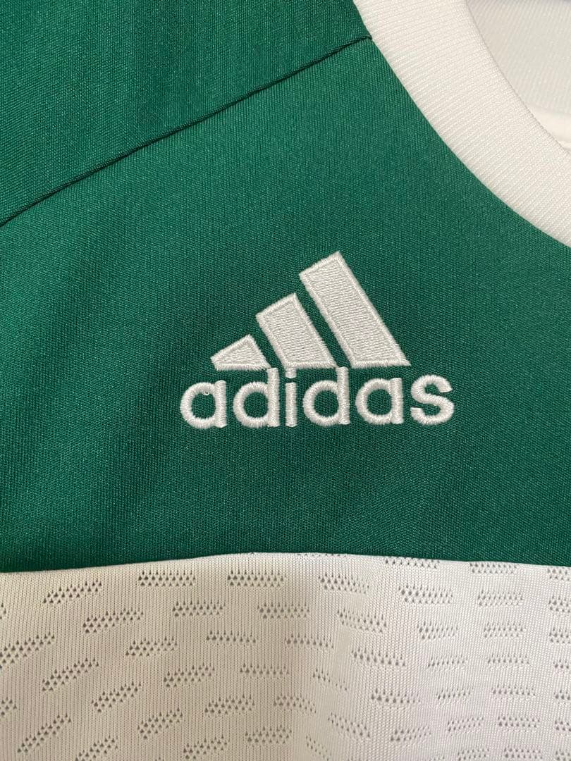 長谷部誠 直筆サイン入りヴォルフスブルクユニフォーム 直筆サイン